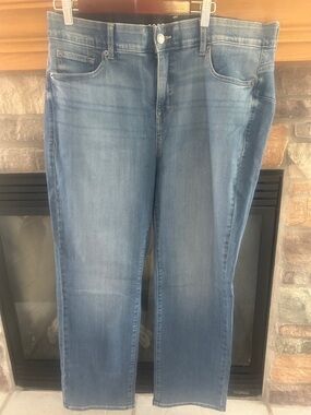Torrid Bombshell Straight Jeans 18R Gramercy NWT High Rise Stretch Plus Size 18R